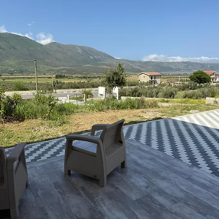 Vista Pezul Villa